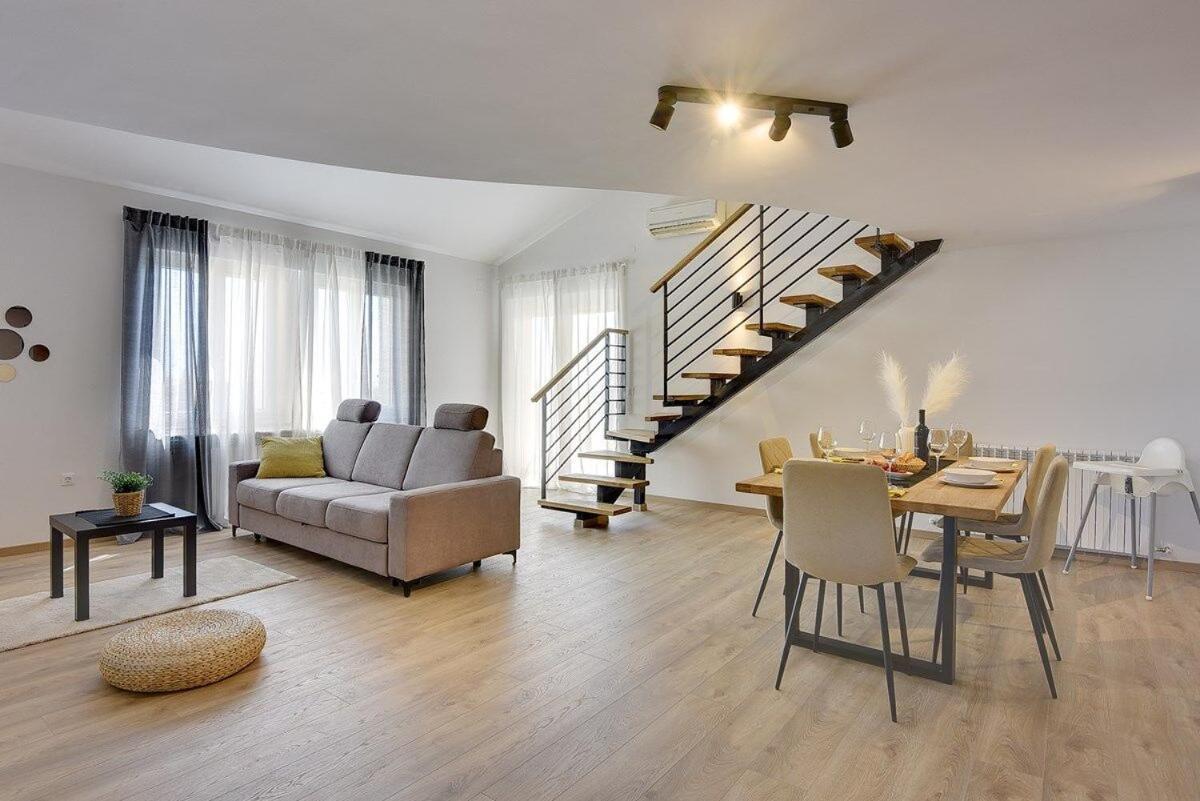 וודניאן Apartments Sunset מראה חיצוני תמונה